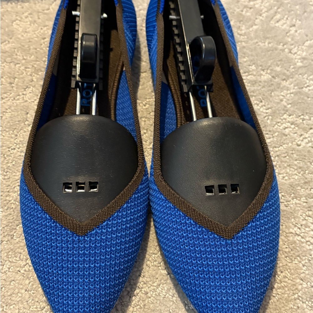 Rothy's Blue points